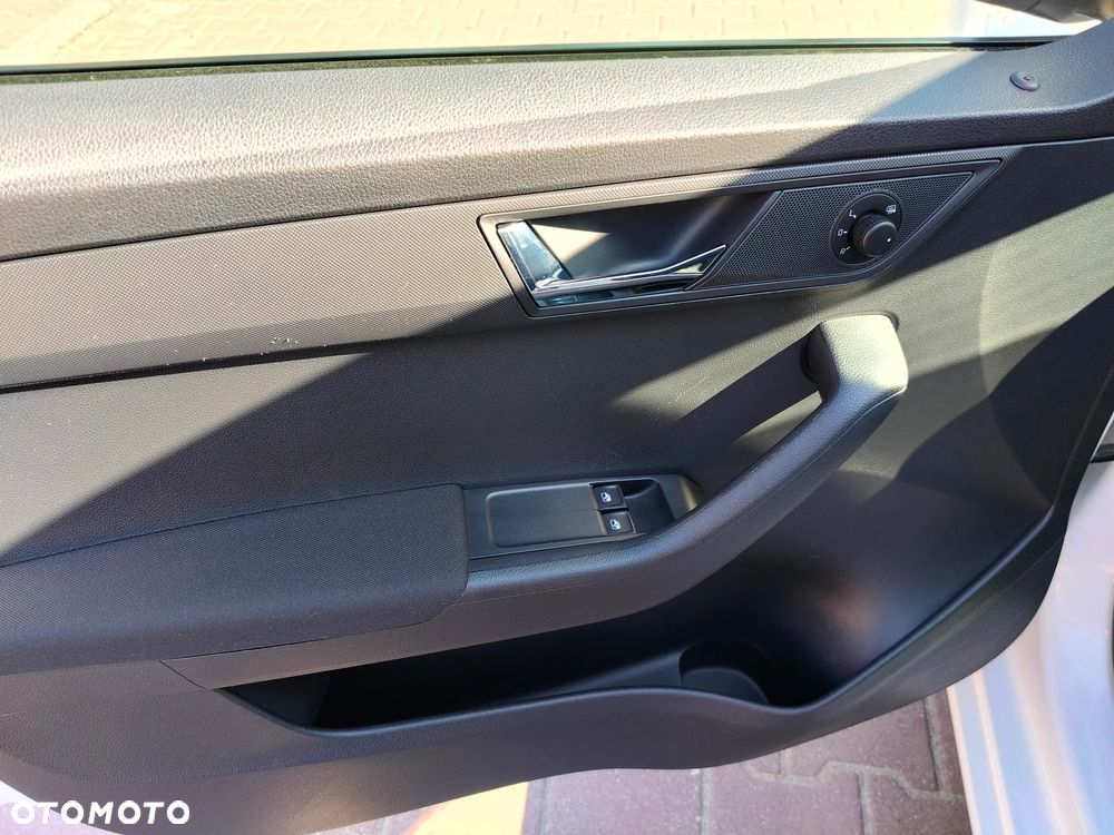 Skoda Fabia 1.0 TSI Ambition Plus - 8