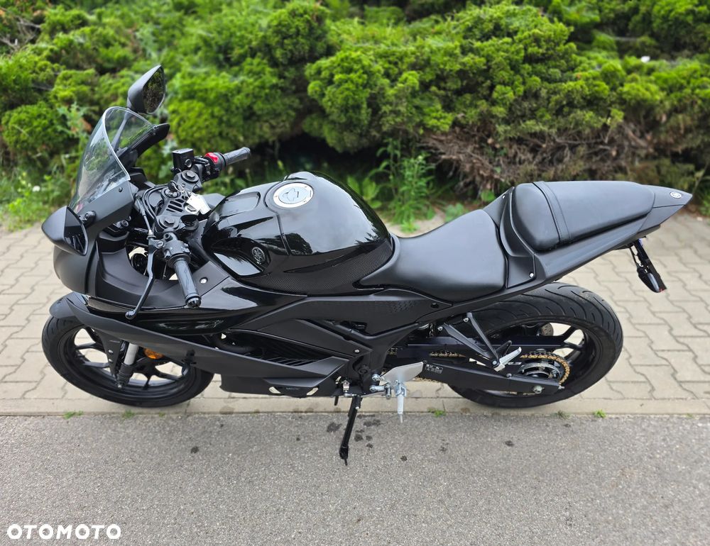 Yamaha R3 - 4