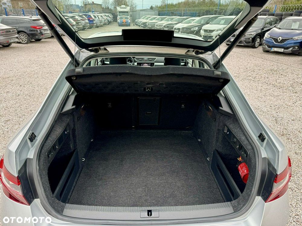 Skoda Superb 2.0 TDI SCR Ambition - 24