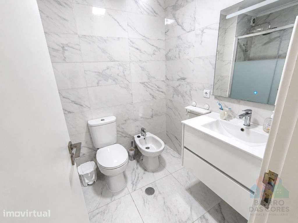 Apartamento T4 renovado em excelente localização em Tomar - Grande imagem: 5/11