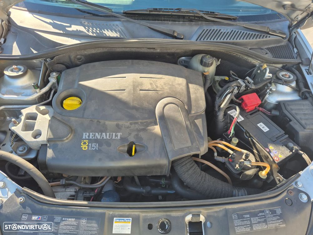Renault Clio - 9