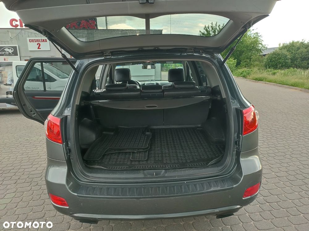 Hyundai Santa Fe - 9
