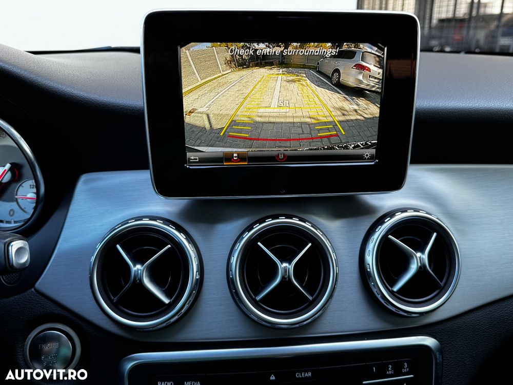 Mercedes-Benz GLA 220 d 4Matic 7G-DCT - 7