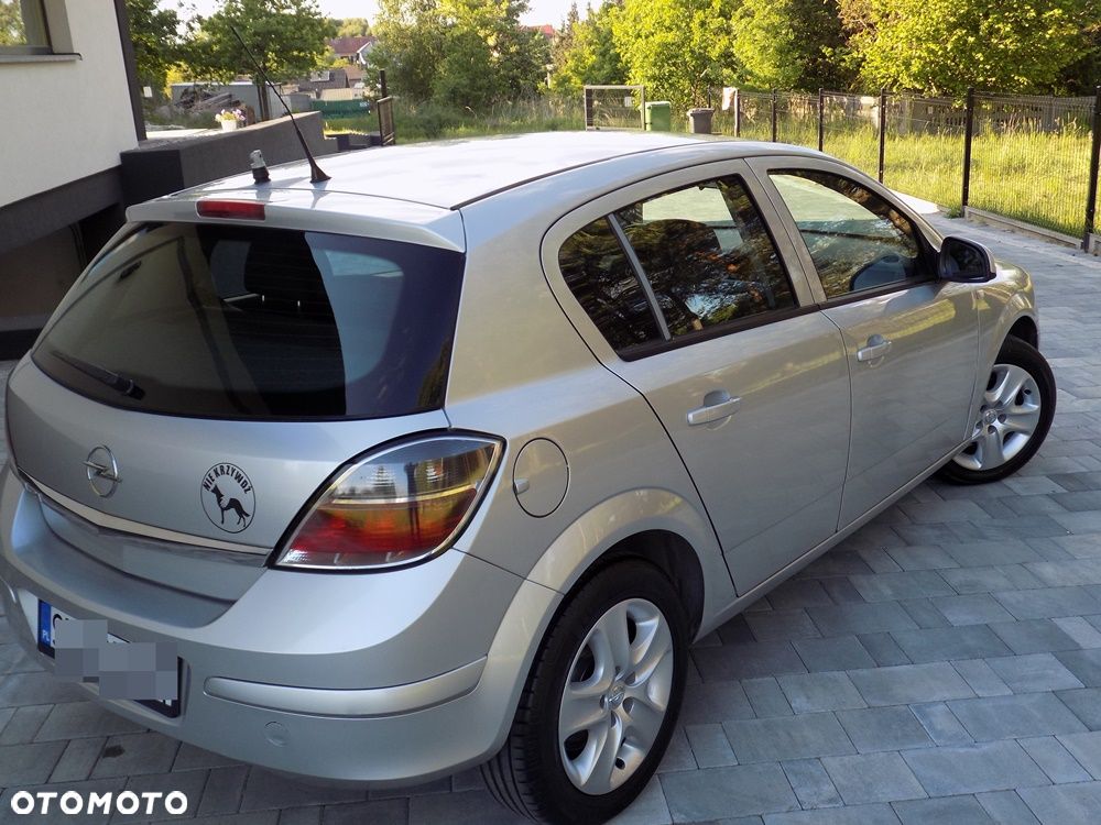 Opel Astra 1.6 Edition - 9
