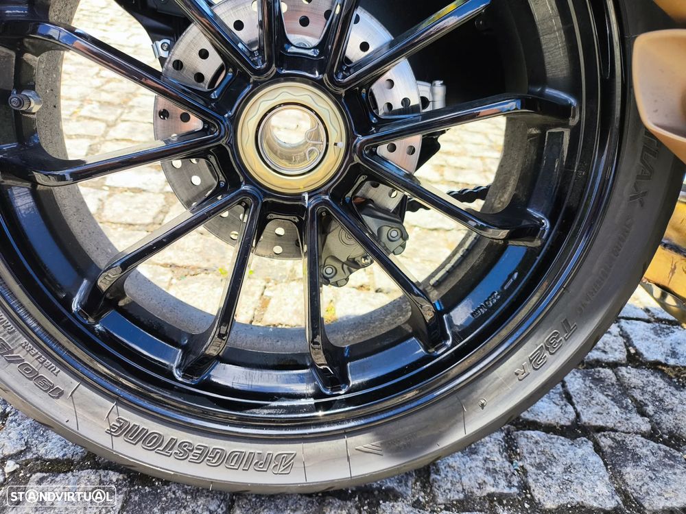 MV Agusta Turismo Veloce R - 18