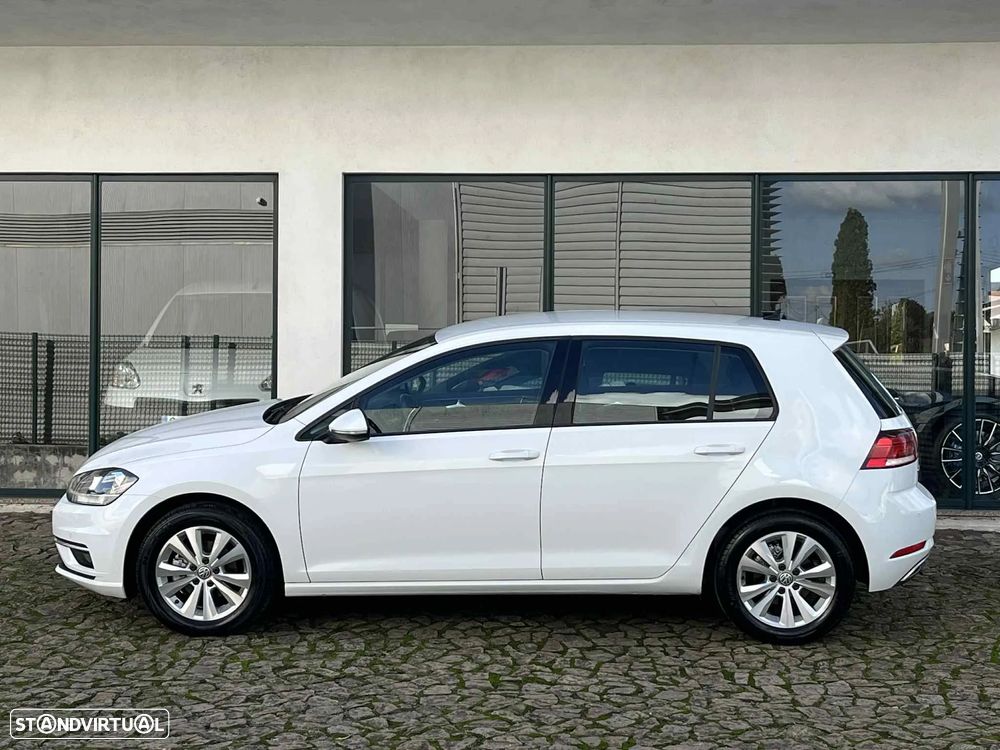 VW Golf 1.0 TSI Confortline DSG - 3