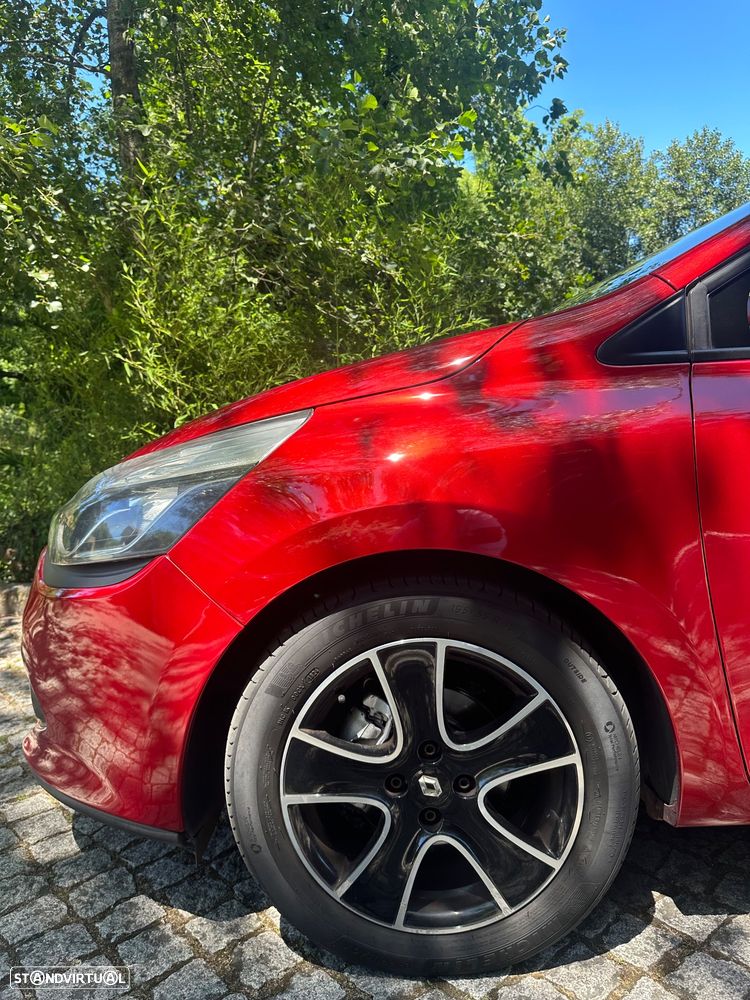 Renault Clio Sport Tourer dCi 90 Limited - 7