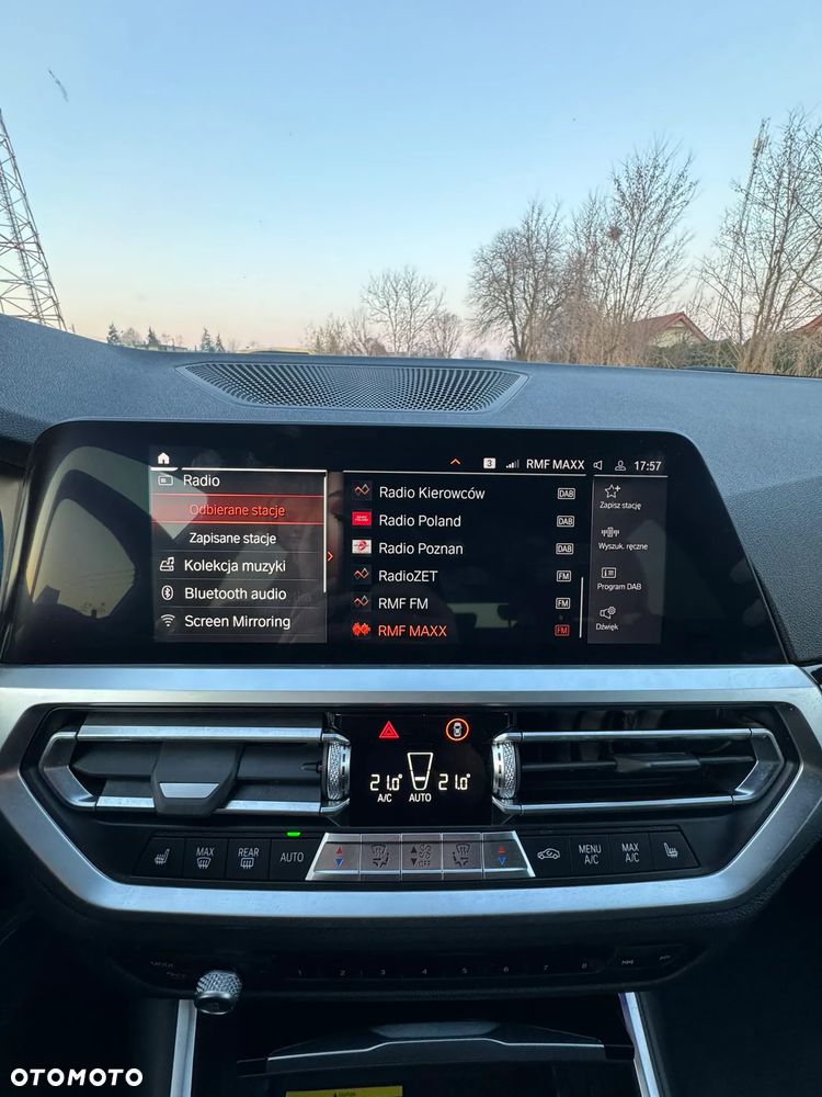 BMW Seria 3 320d Sport Line - 22