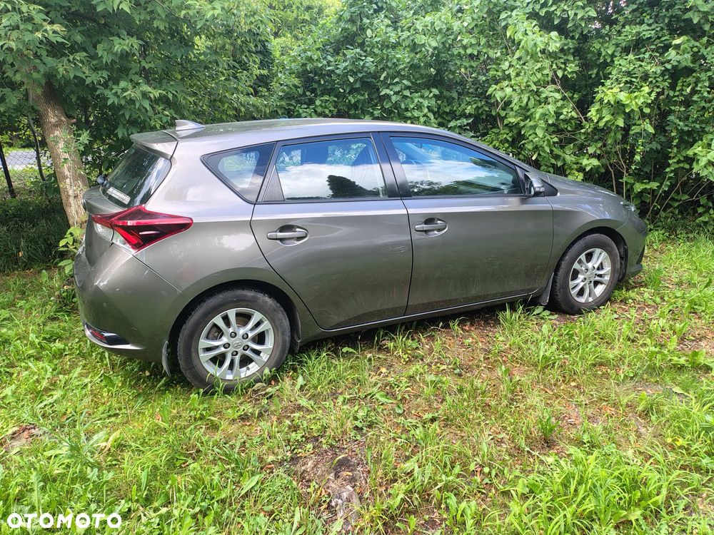 Toyota Auris 1.33 VVT-i Life - 8