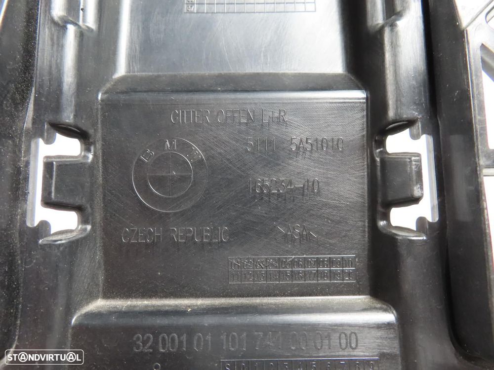 Grelha inferior central parachoques M Frente Usado / Original BMW X2 (U10) 51115... - 3