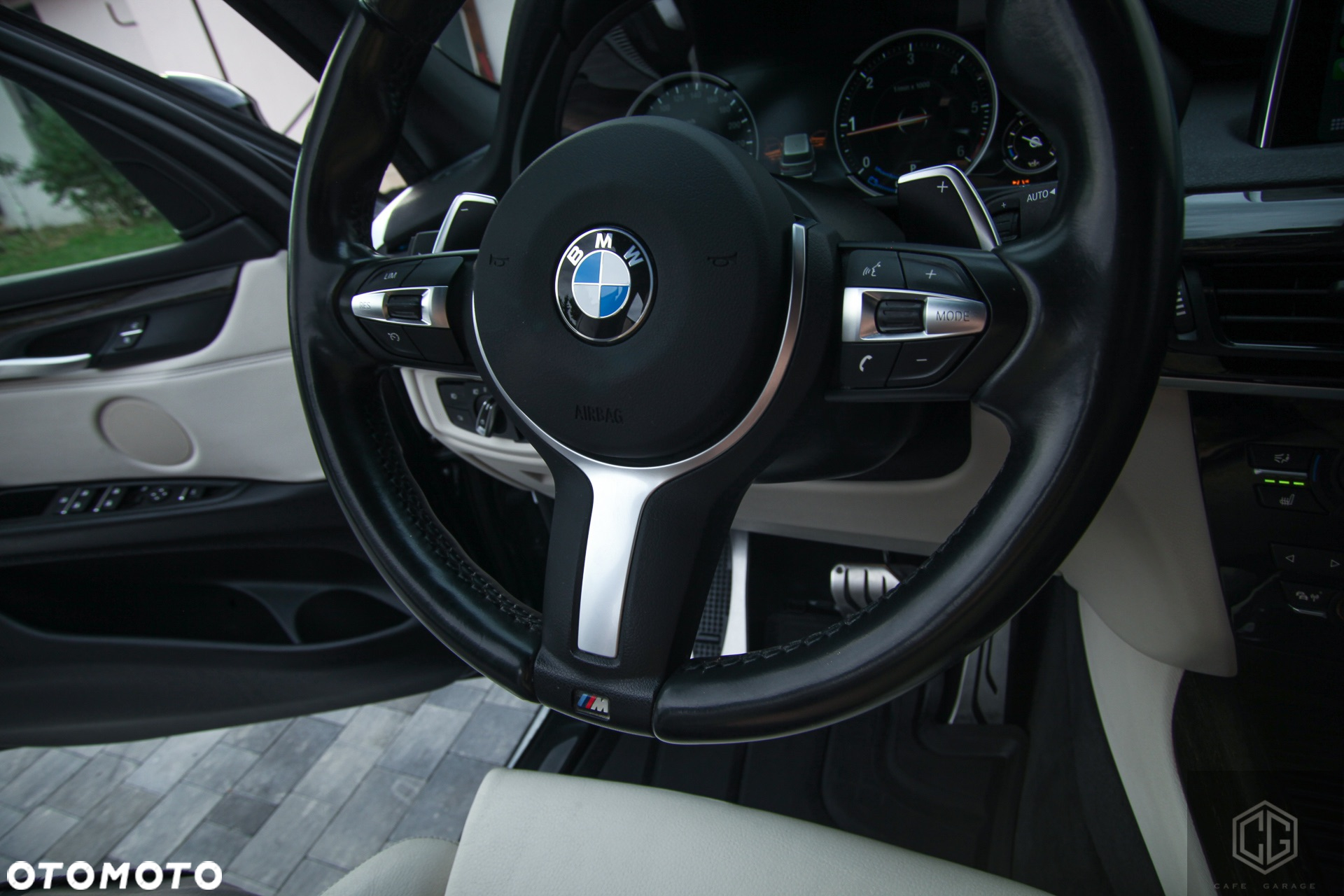 BMW X5 xDrive25d - 27