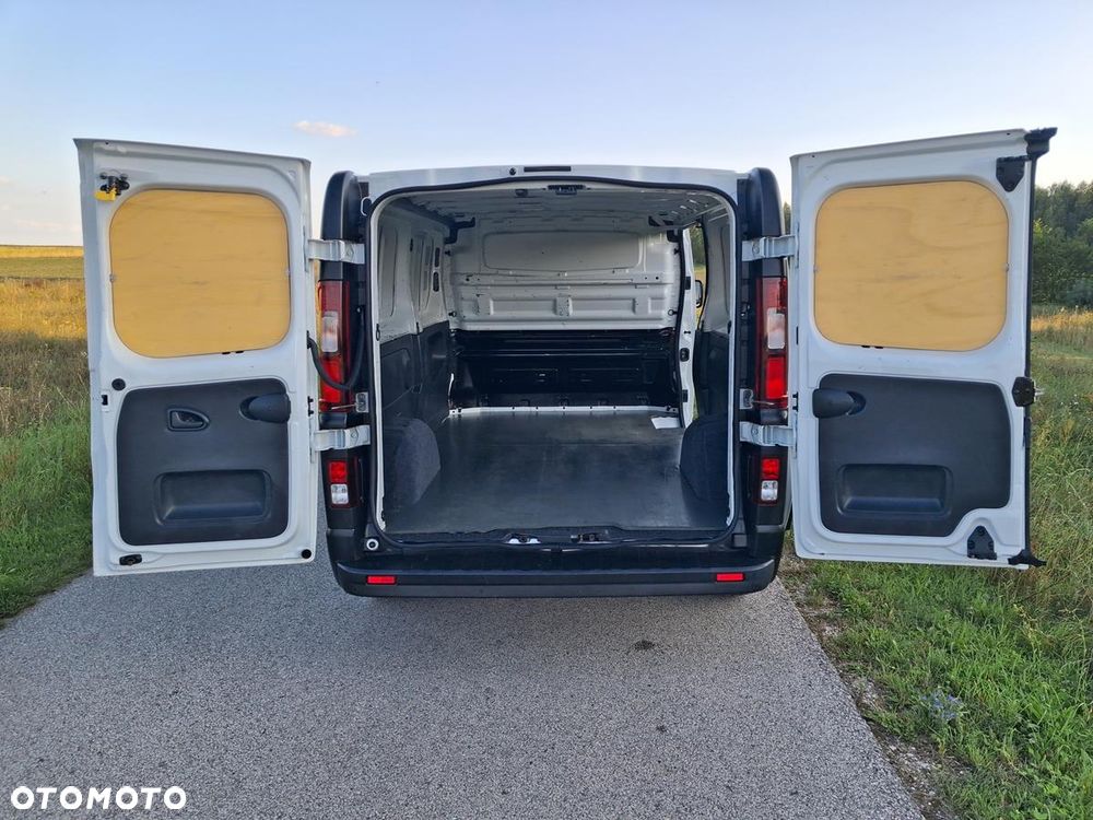 Renault Trafic - 28
