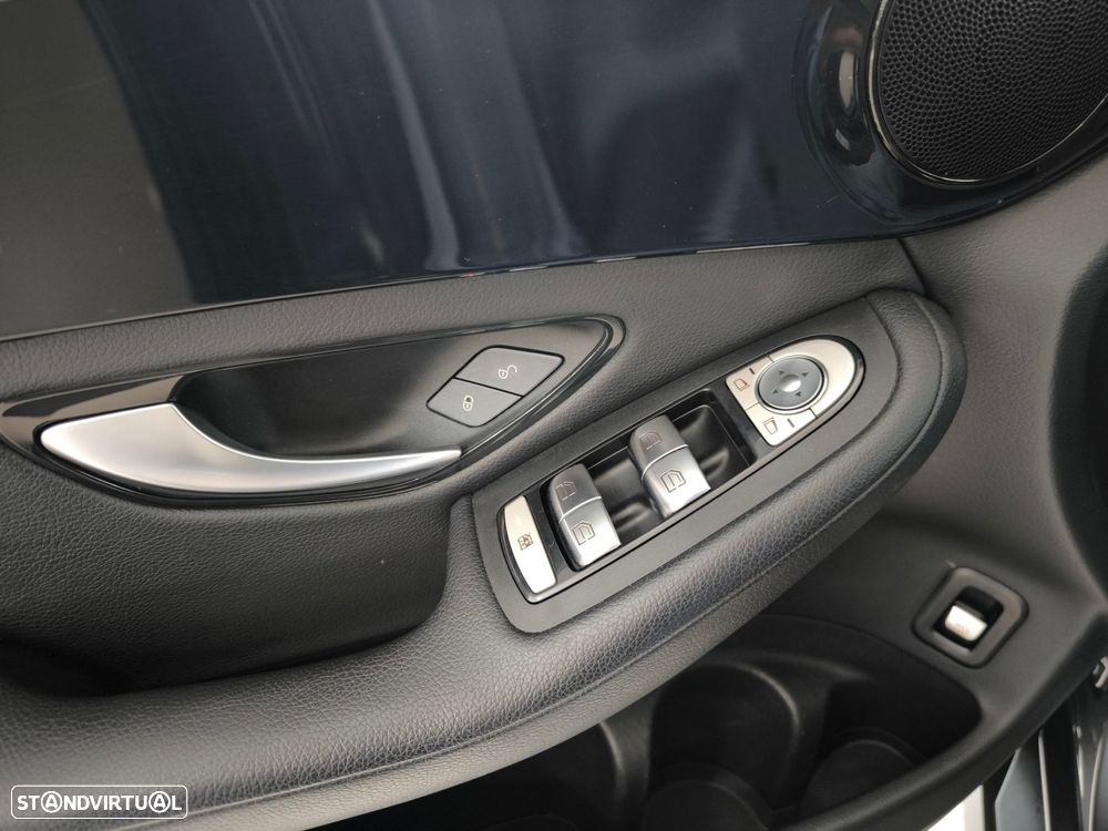 Mercedes-Benz GLC 300 de 4Matic - 24