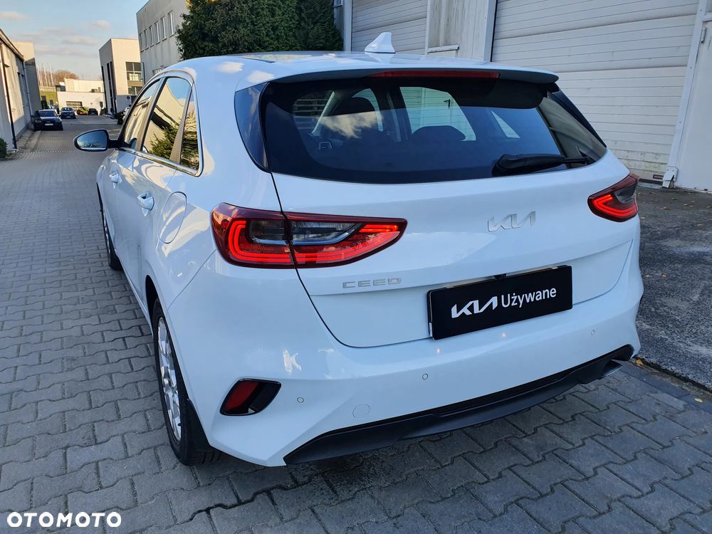 Kia Ceed - 21