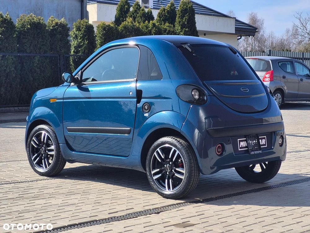 Microcar DUE - 20