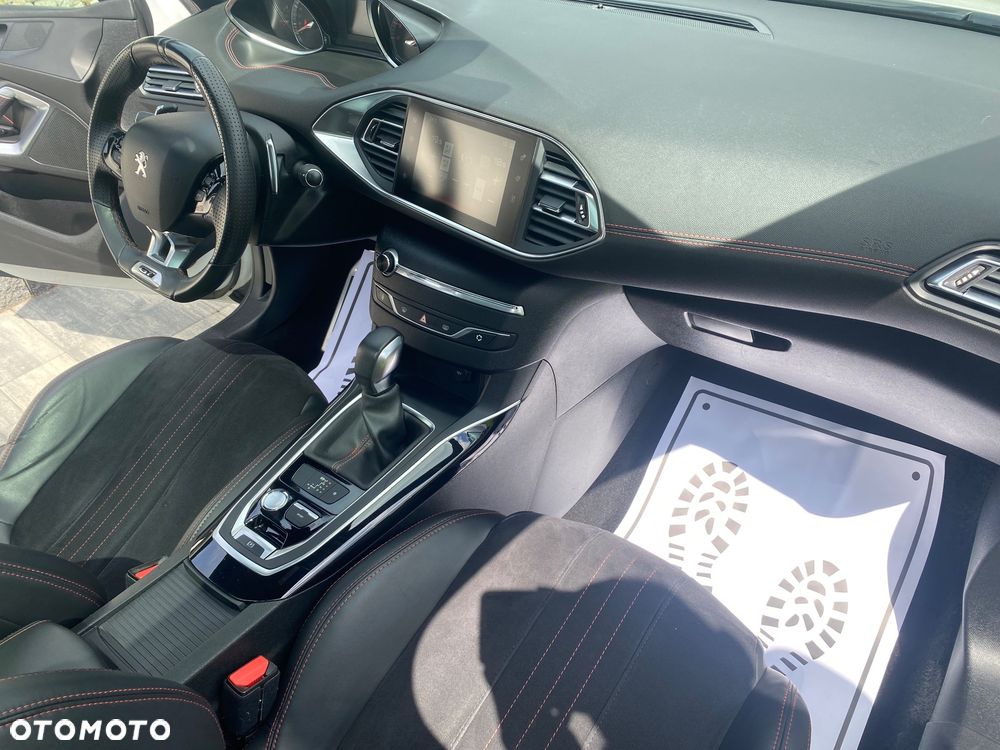 Peugeot 308 BlueHDi 180 EAT6 GT - 18