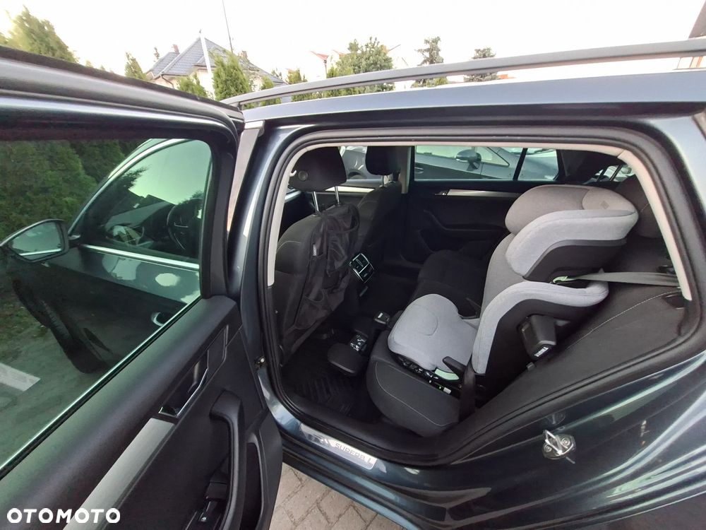 Skoda Superb 2.0 TDI Ambition - 12