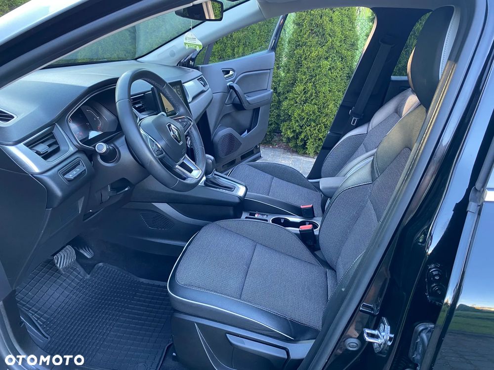 Renault Captur - 23