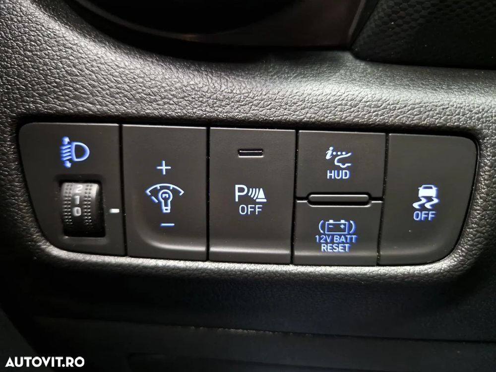 Hyundai KONA 1.6 GDI 141 CP 2WD 6DCT HEV Premium - 26