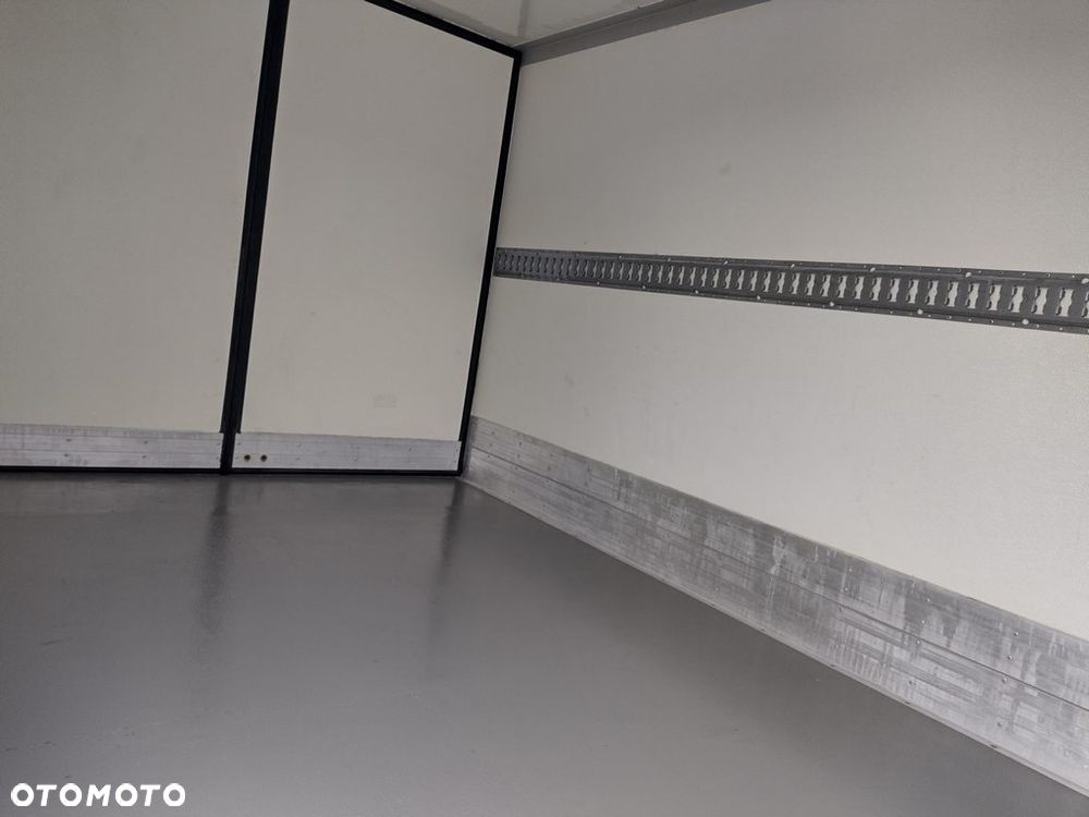 Peugeot Boxer Chlodnia Izoterma 8 Palet - 14