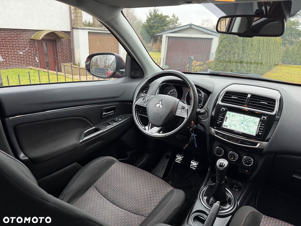 Mitsubishi ASX 1.6 Invite Navi - 12