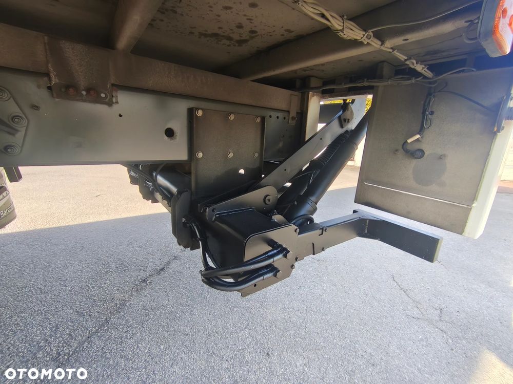 DAF DAF LF 250 / FA 290 / Izoterma / Winda / Holandia / Przebieg 241000 km /18 palet - 22