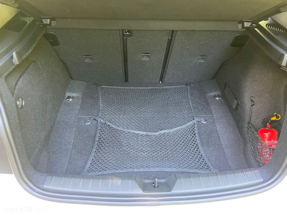 BMW Seria 1 114i - 30