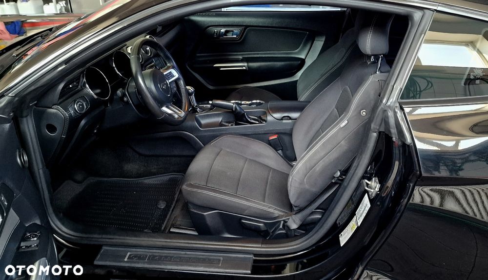 Ford Mustang 3.7 V6 - 4