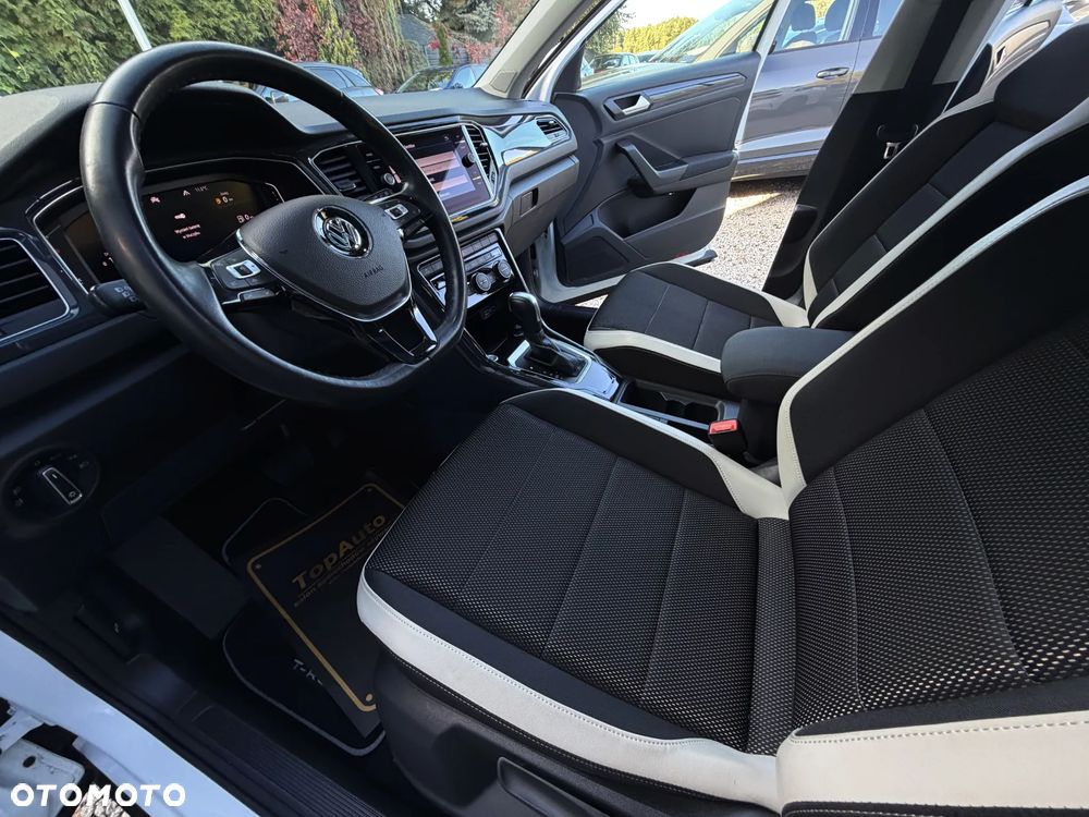 Volkswagen T-Roc - 18