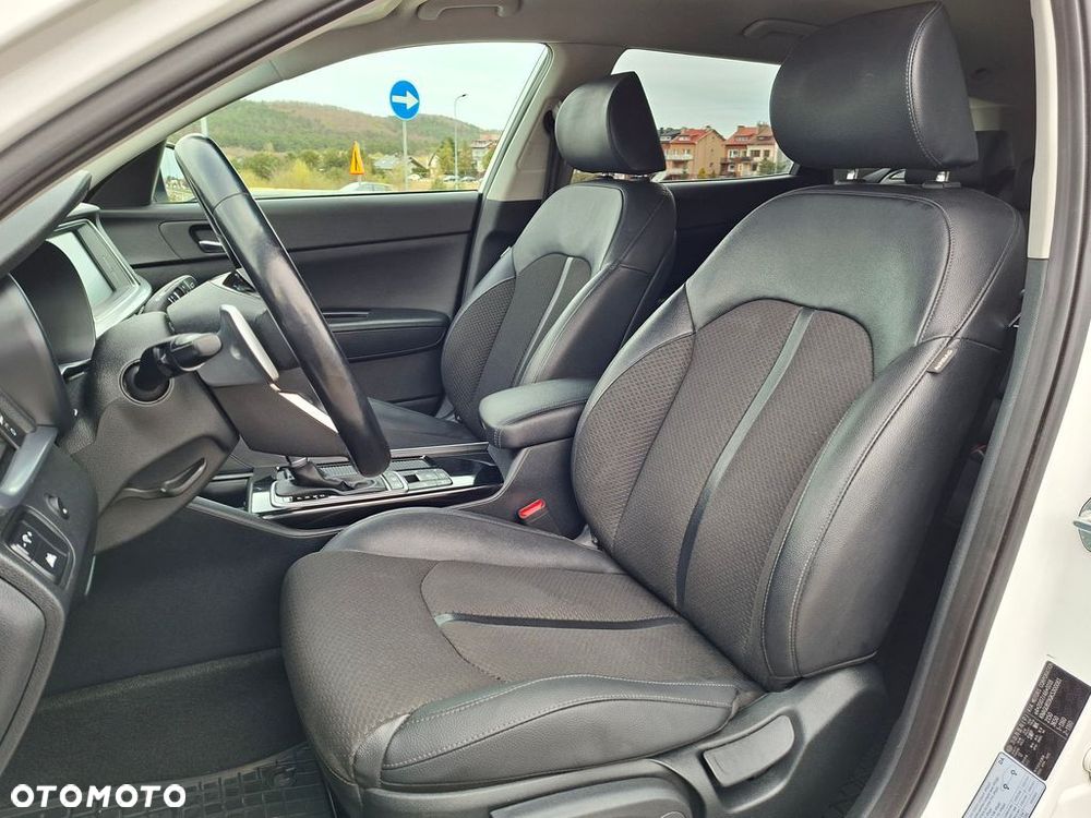 Kia Optima - 14