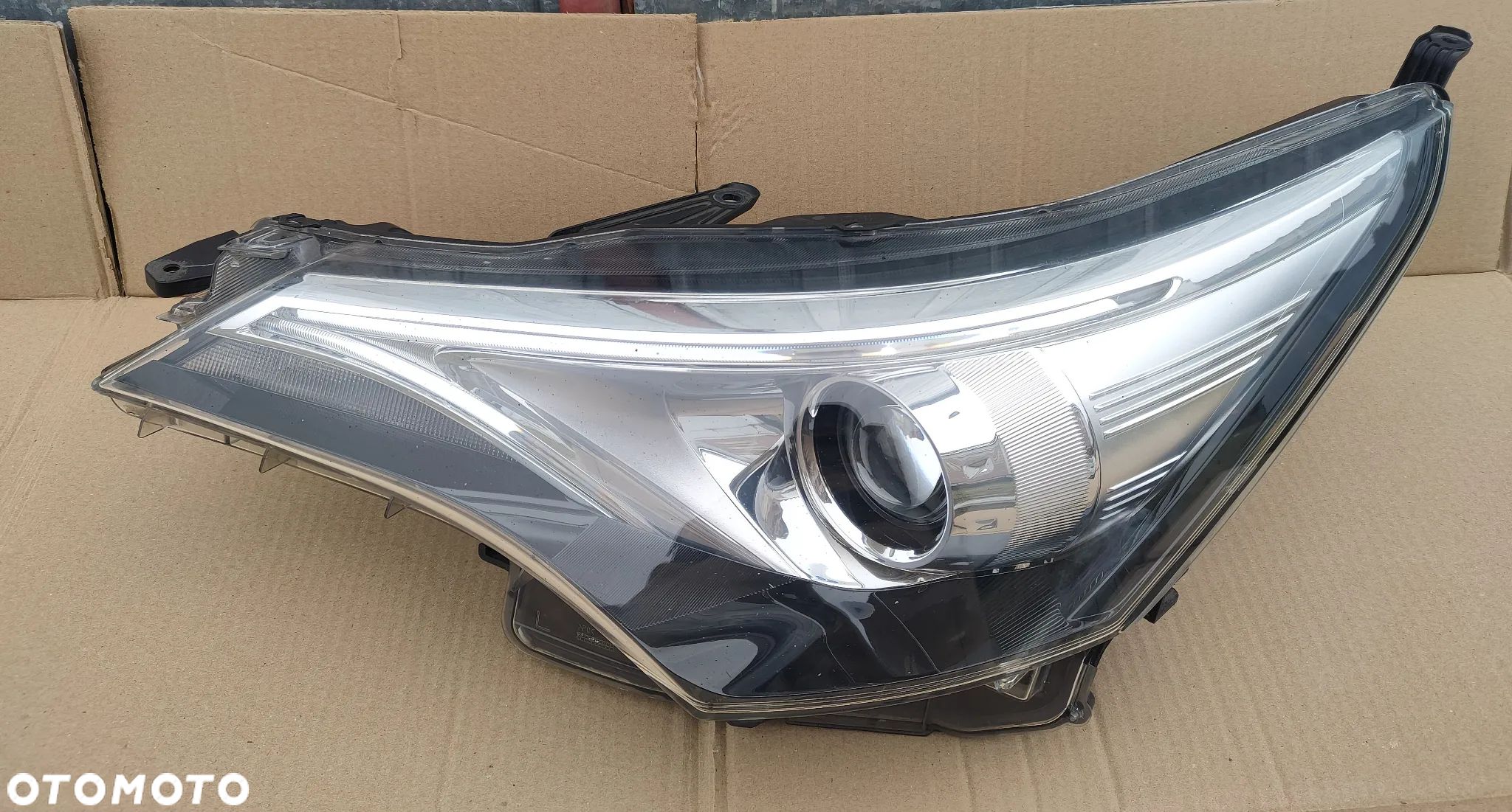Reflektor lewy Lampa lewa Full Led Toyota Avensis T27 2015- - 1