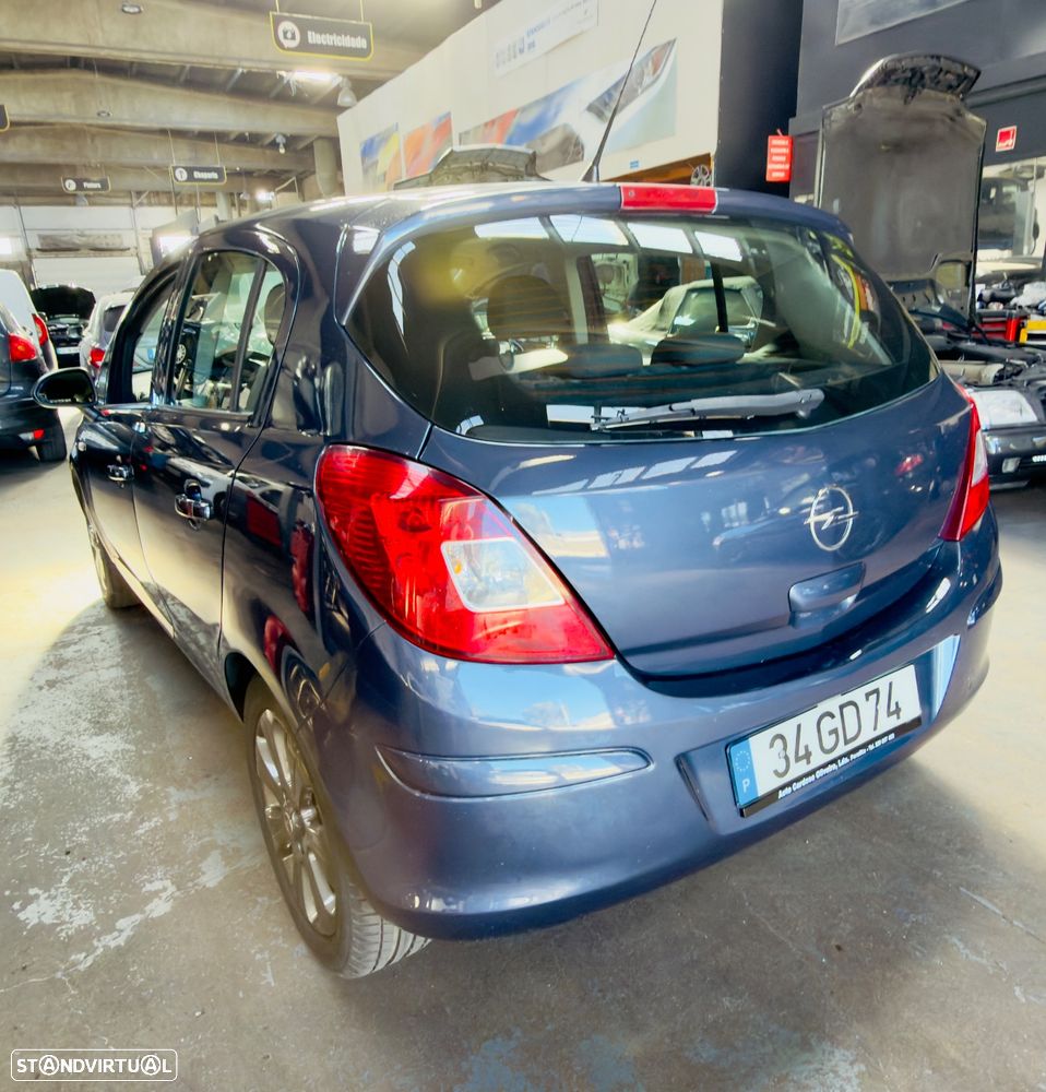 Opel Corsa 1.2 Cosmo - 7