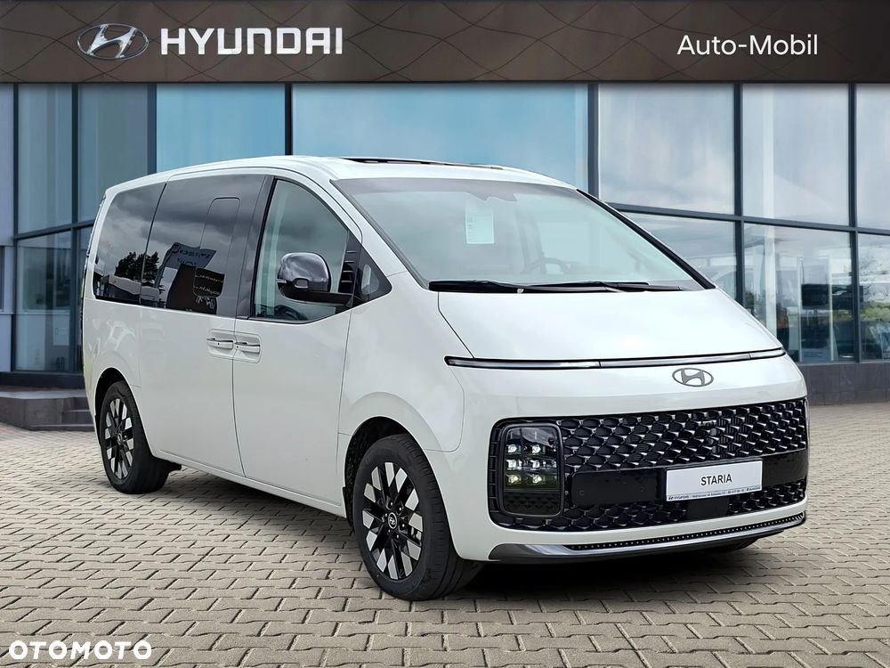 Hyundai Staria 1.6 T-GDI HEV Luxury - 8