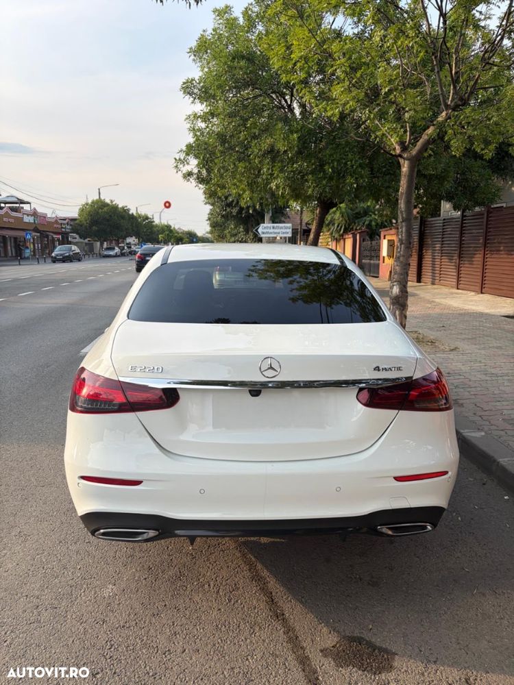 Mercedes-Benz E 220 d 4MATIC Aut. - 3