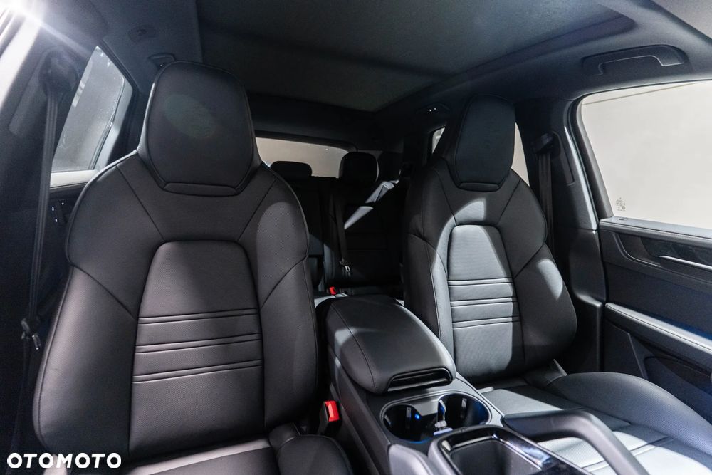 Porsche Cayenne E-Hybrid PHEV Black Edition - 20