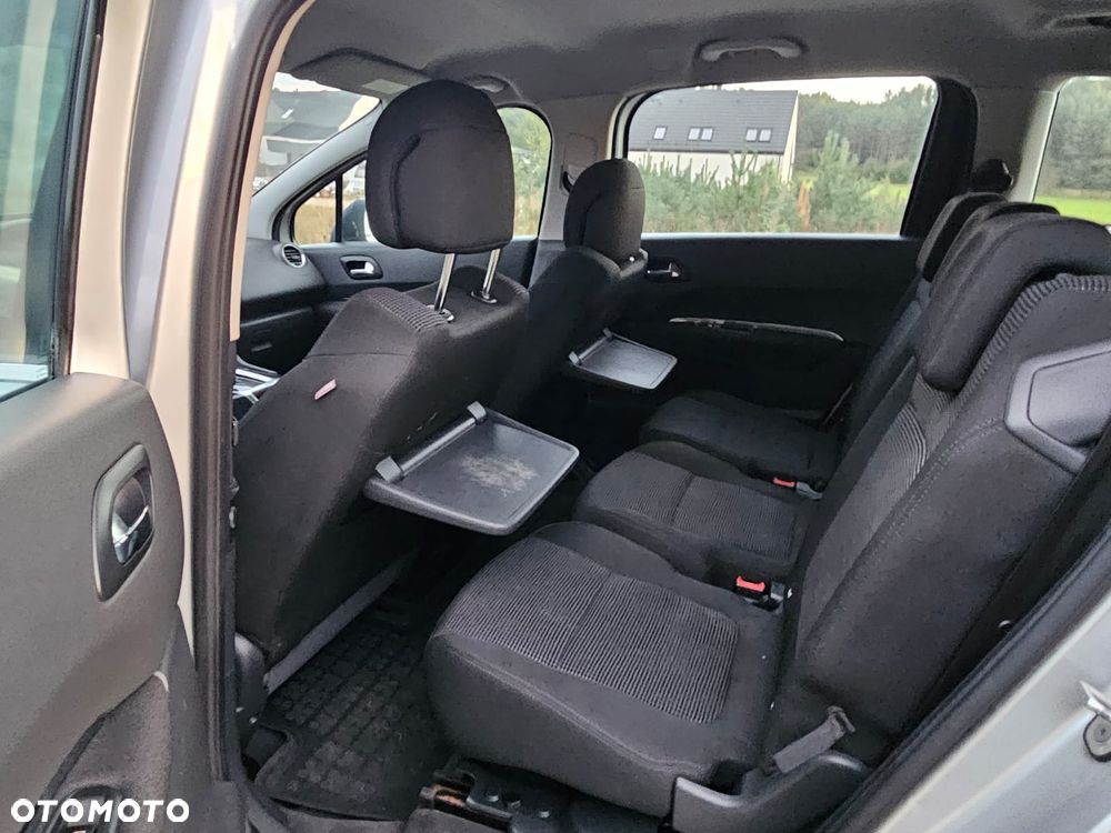Peugeot 5008 1.6 HDi Premium - 8