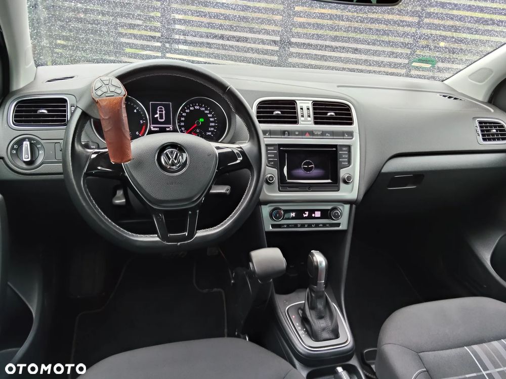 Volkswagen Polo 1.4 TDI Blue Motion Technology DSG Allstar - 5