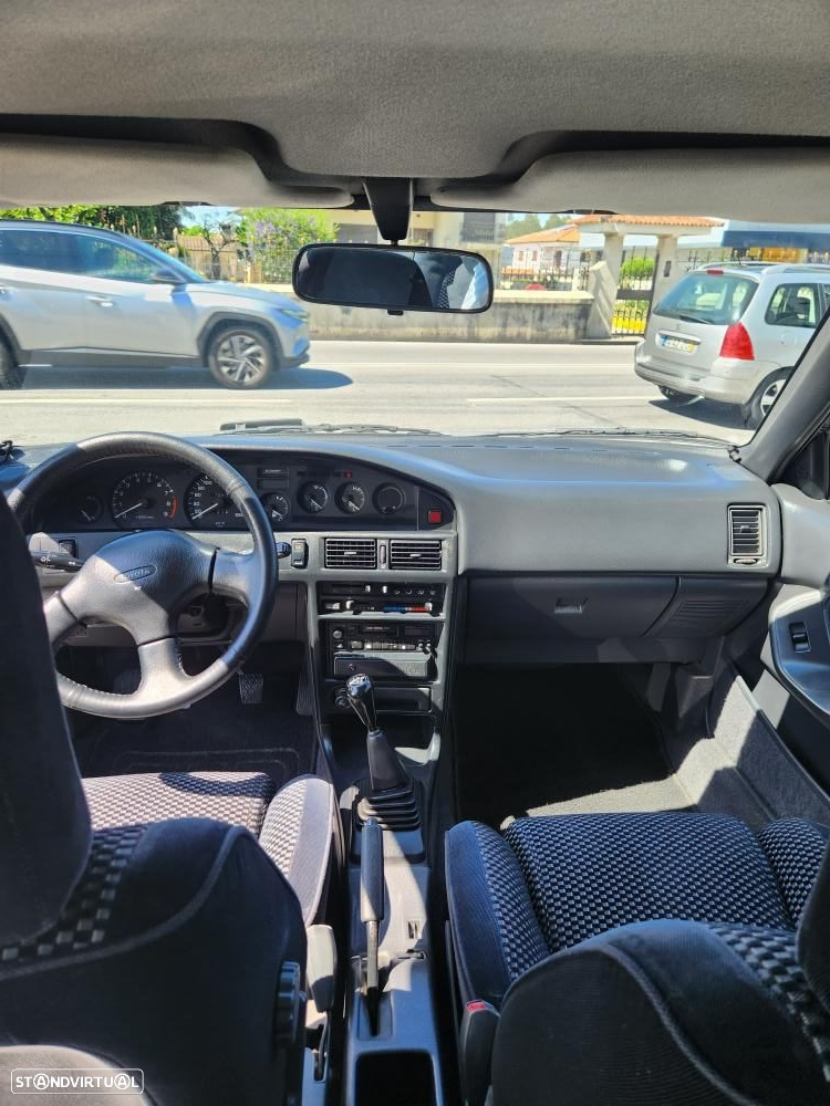 Toyota Corolla Liftback 1.6 GTi - 28