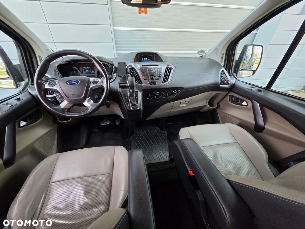 Ford Tourneo Custom 2.0 EcoBlue L1 Titanium SelectShift - 19