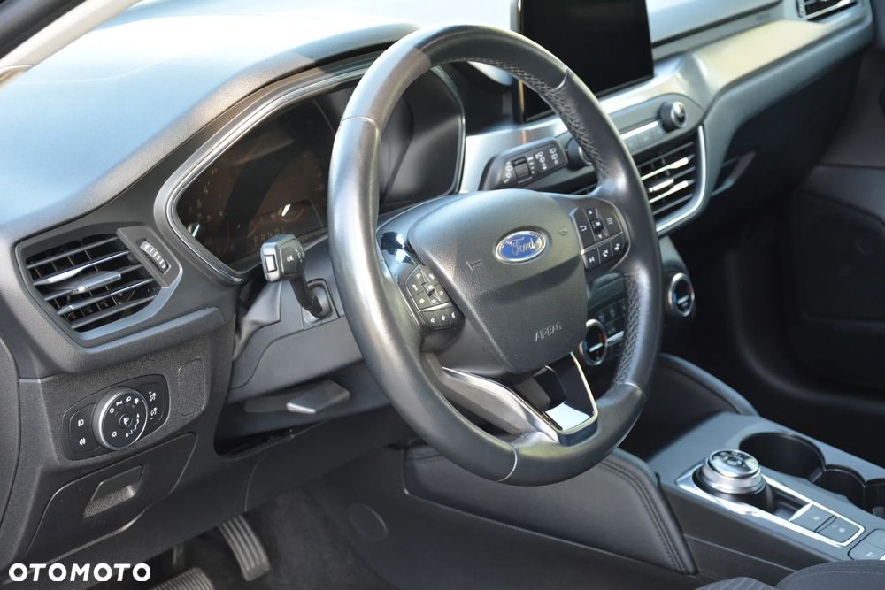 Ford Focus 2.0 EcoBlue Titanium - 21