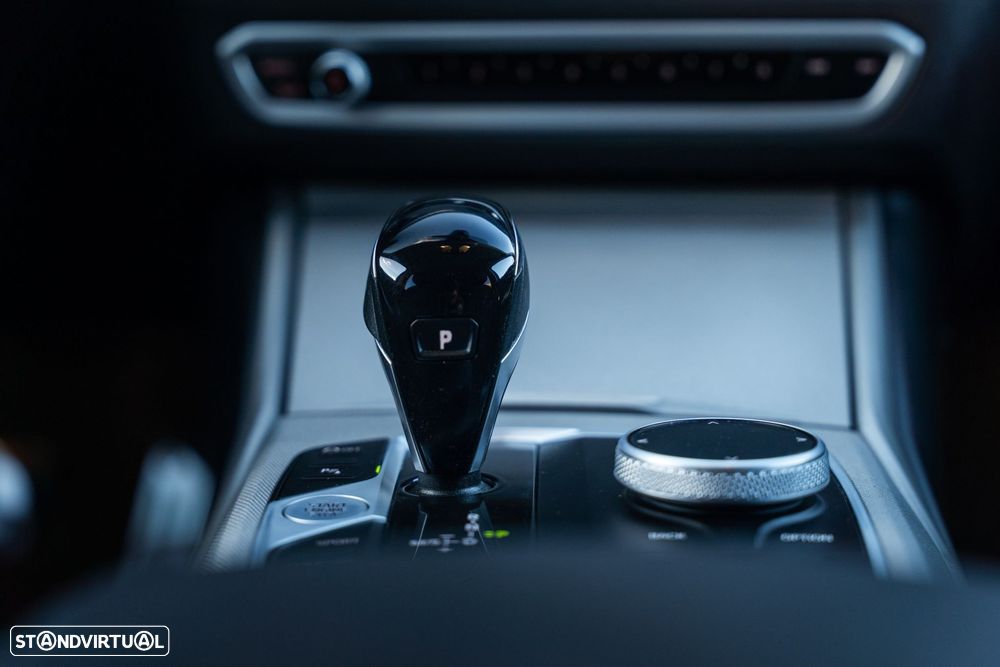 BMW 320 d Line Sport Shadow Auto - 15