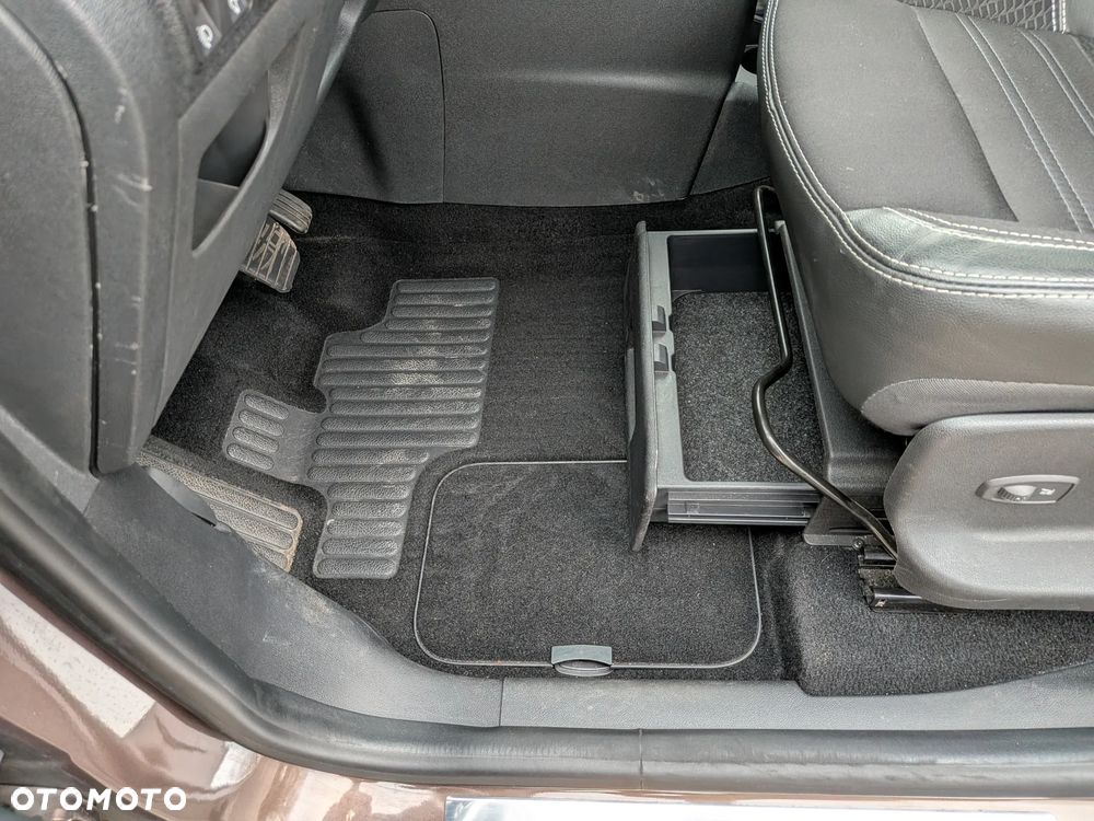 Renault Scenic dCi 110 EDC Bose Edition - 26