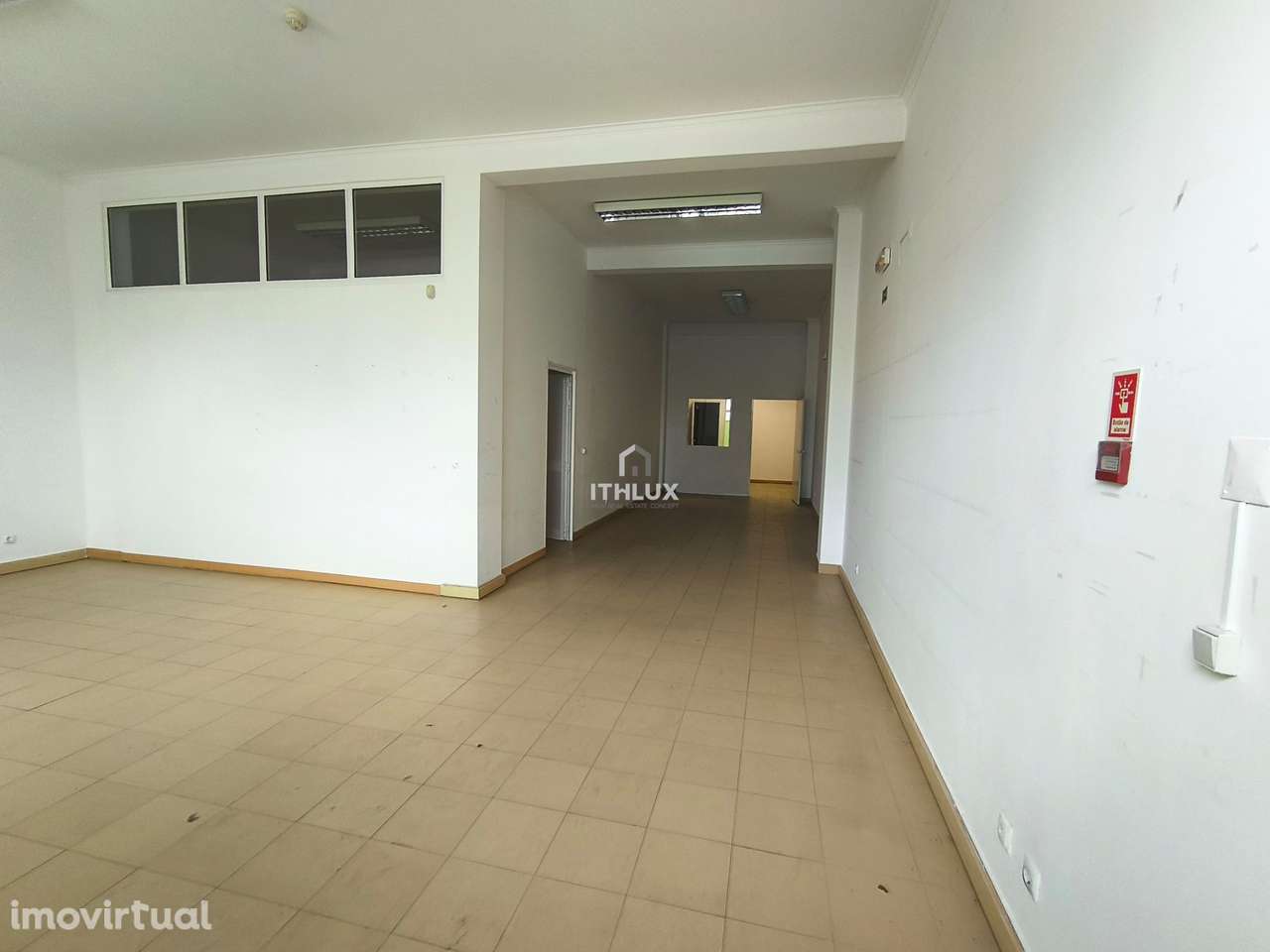 LOJA JUNTO À ESTAÇÃO DE COMBOIOS DO PINHAL NOVO JÁ DIVIDIDA - Grande imagem: 5/45