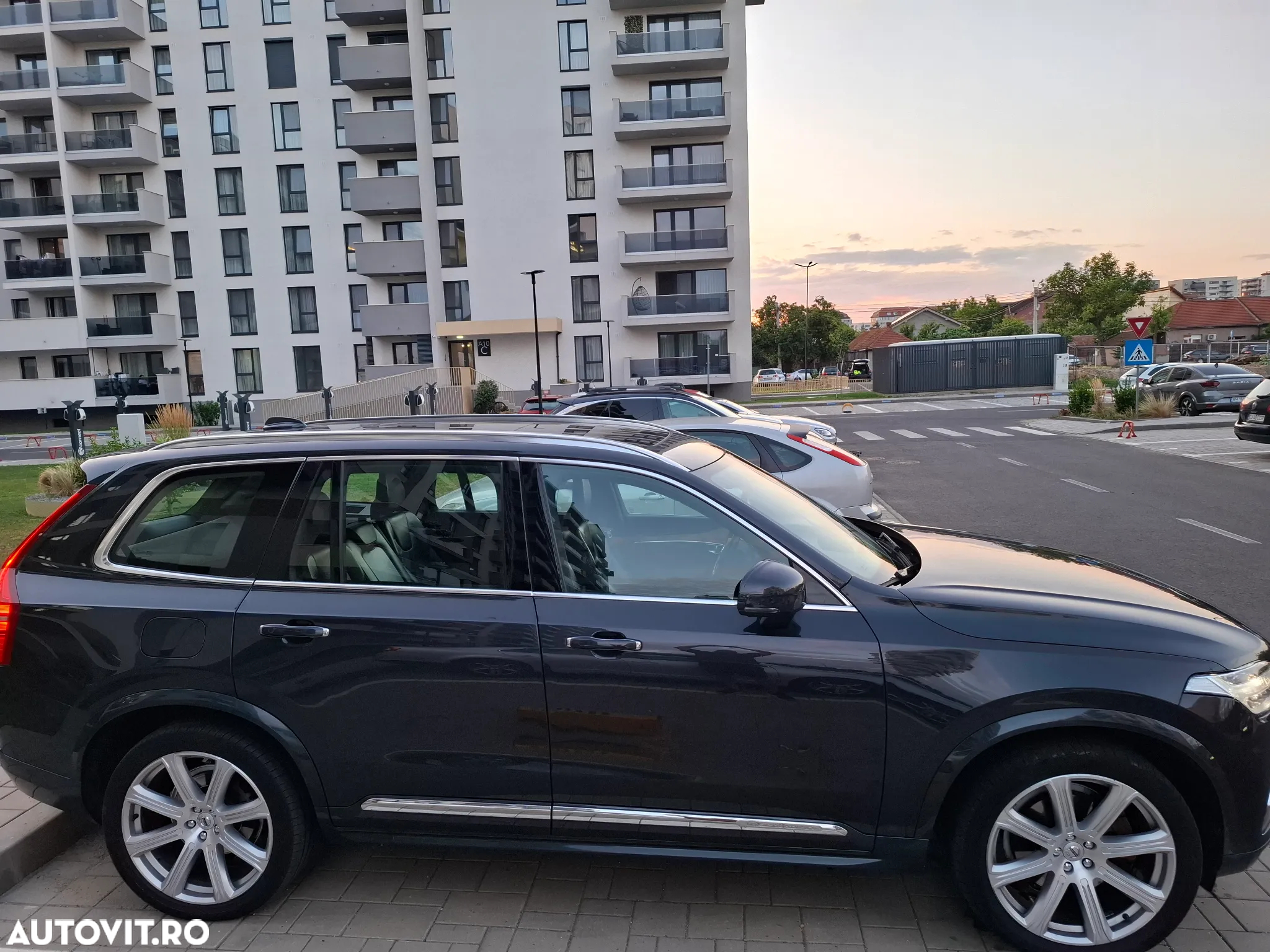 Volvo XC 90 D5 AWD Geartronic Inscription - 12