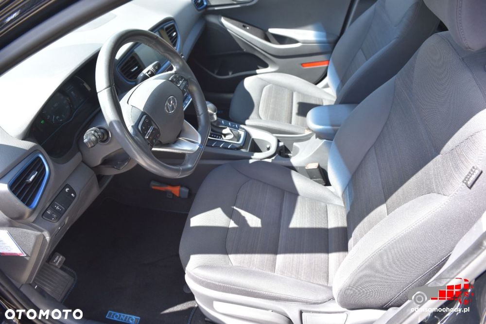 Hyundai IONIQ - 9
