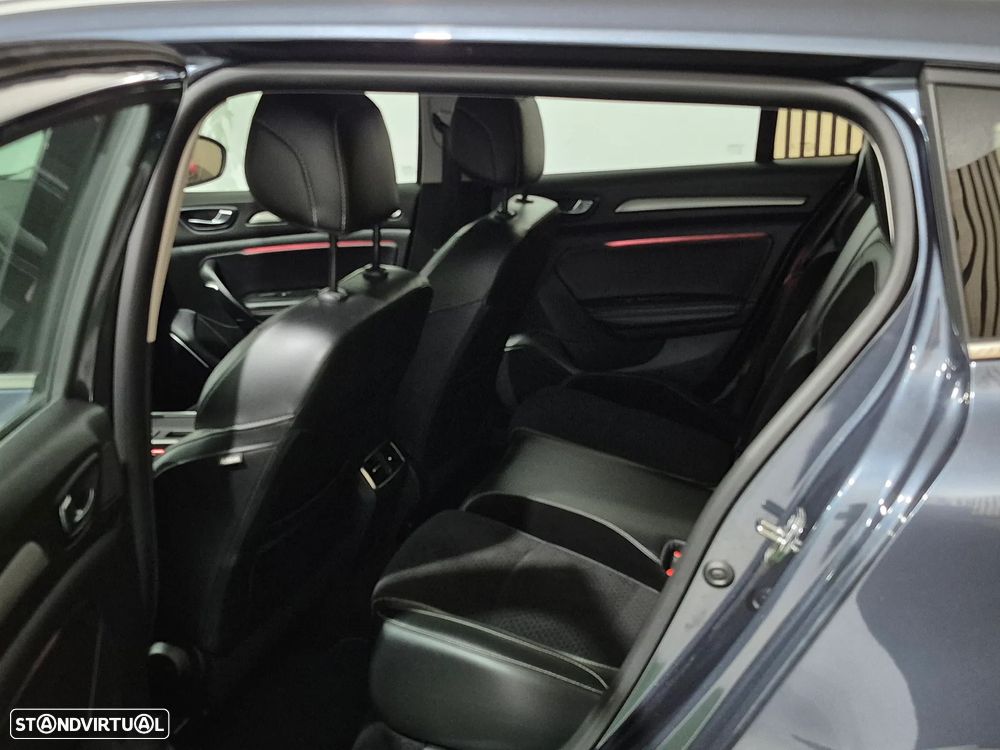 Renault Mégane Sport Tourer 1.2 TCE Intens - 30