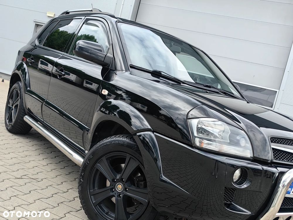 Hyundai Tucson 2.0 Comfort 2WD - 29