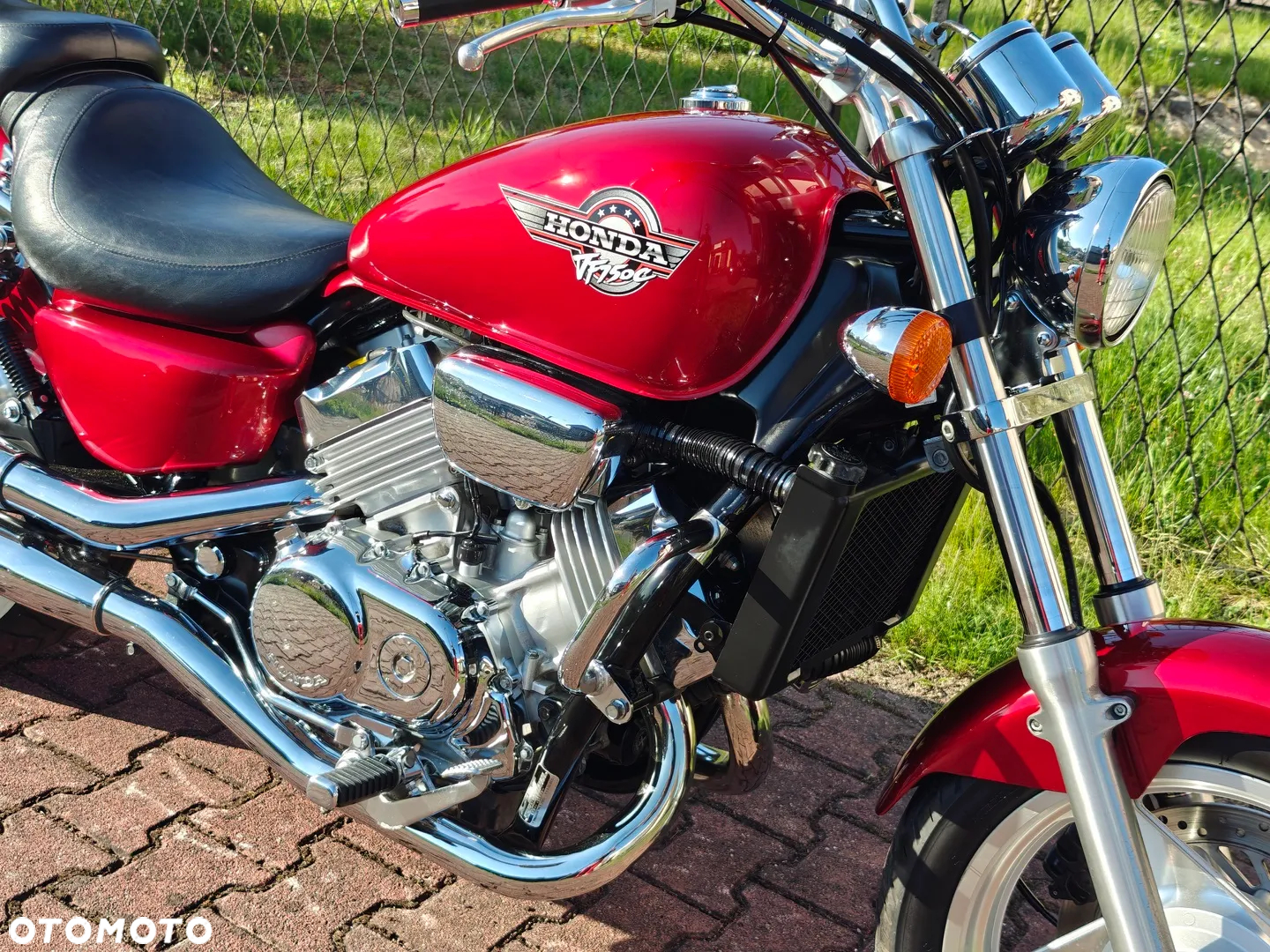 Honda VF - 8