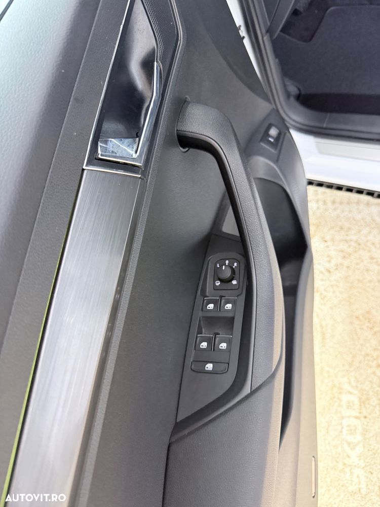 Skoda Karoq 2.0 TDI SCR 4x4 DSG Style - 18