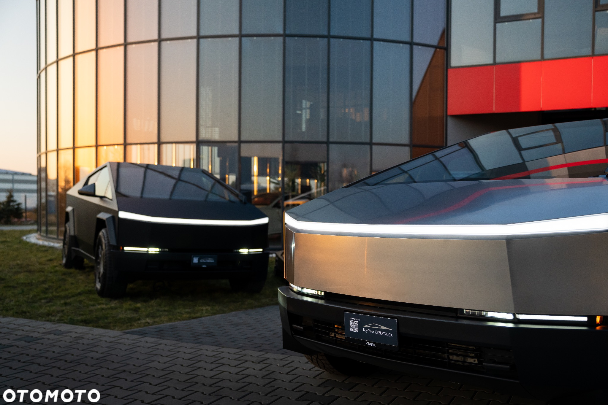 Tesla Cybertruck - 38